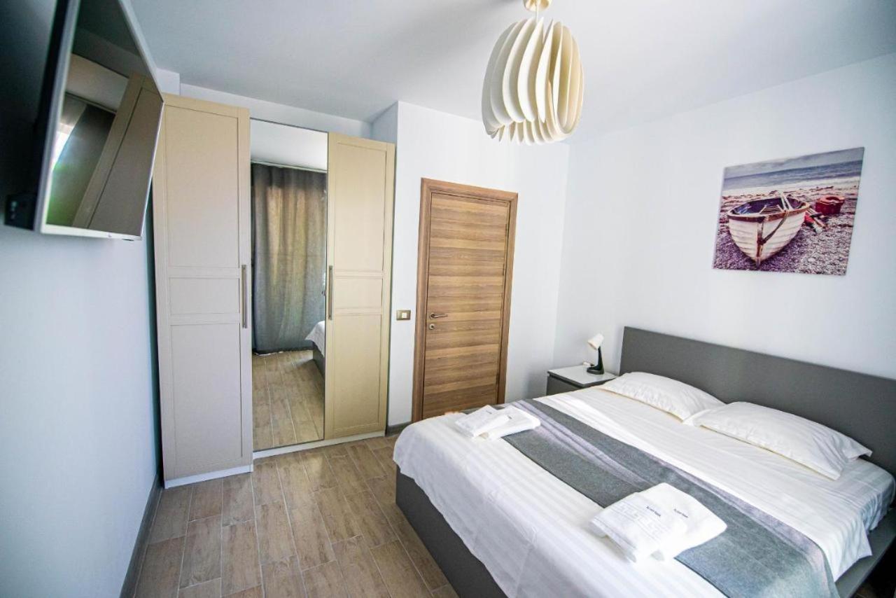 Apartament Katrina - Alezzi Beach - Sea View Năvodari Exterior foto